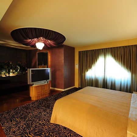 Golden Motel Hszincsu Kültér fotó