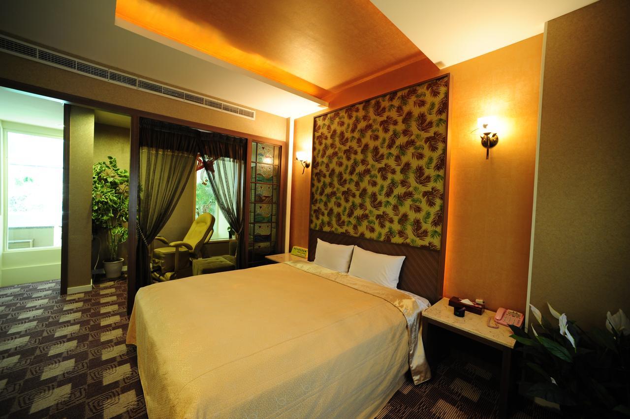 Golden Motel Hszincsu Kültér fotó